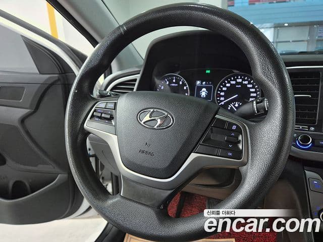 Hyundai Avante AD 1.6 GDI Value Plus, 2017 12