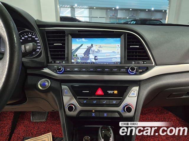 Hyundai Avante AD 1.6 GDI Value Plus, 2017 14