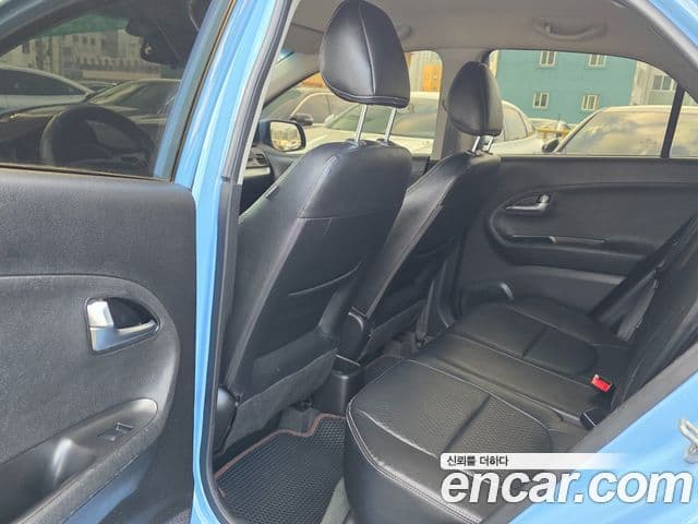 Kia All New Morning Luxury, 2012 10