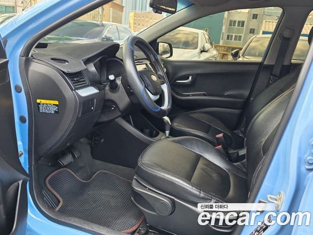 Kia All New Morning Luxury, 2012 11