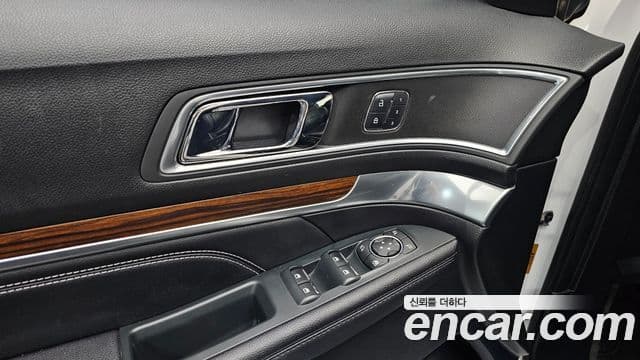 Ford Explorer 5세대, 2018 16