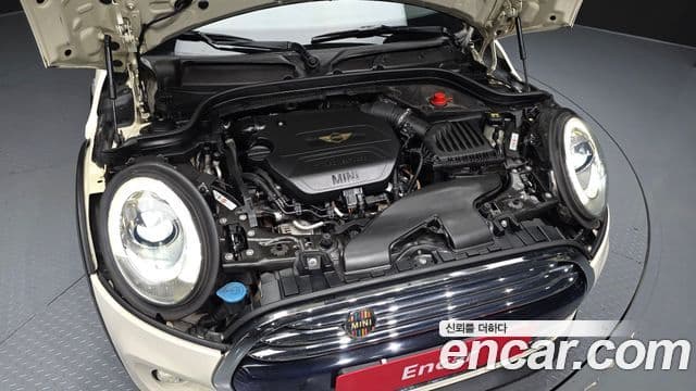 Mini Cooper D 3세대, 2015 6