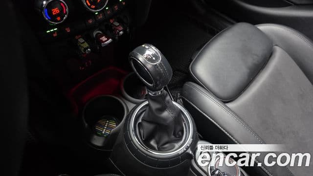 Mini Cooper D 3세대, 2015 9