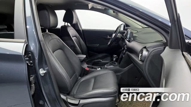 Hyundai Kona Modern Art, 2018 11