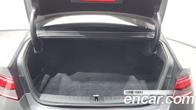 Genesis G90 (RS4) бензин 3.5 турбо AWD, 2023 20