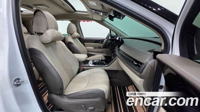 Kia Carnival 4세대 Signature, 2021 10