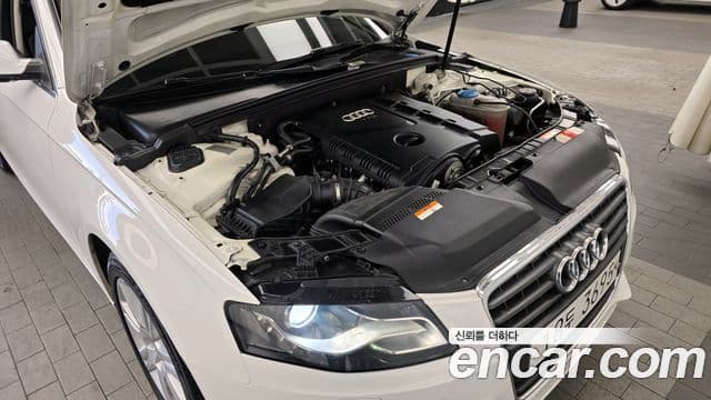 Audi New A4 B8, 2010 6