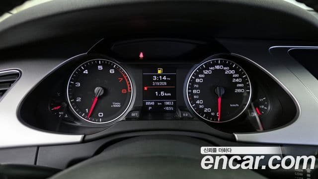 Audi New A4 B8, 2010 8