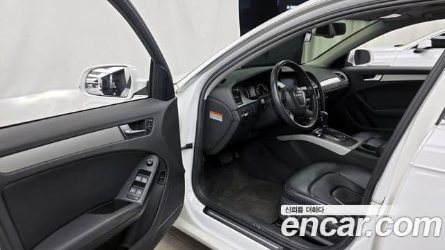 Audi New A4 B8, 2010 10