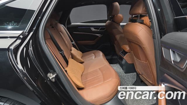 Audi A6 (C8) Premium, 2023 12