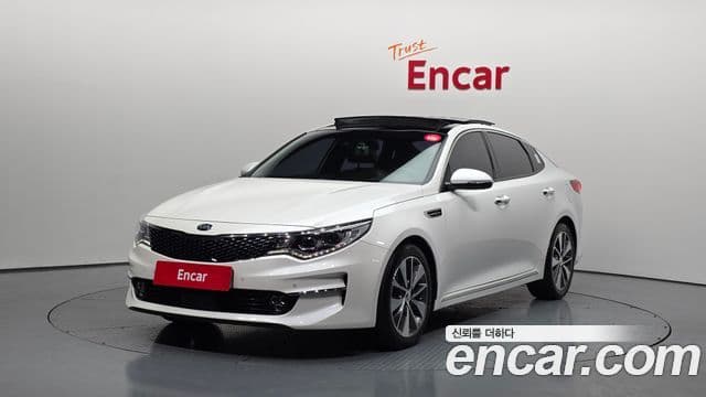 Kia K5 2세대 Signature, 2017 1