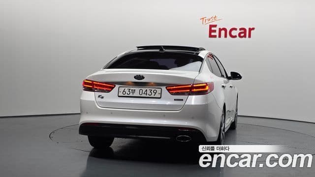 Kia K5 2세대 Signature, 2017 4