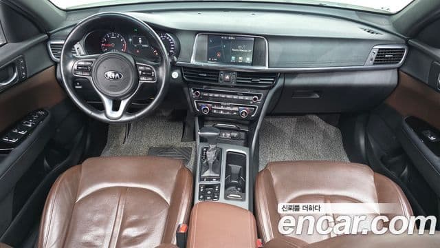 Kia K5 2세대 Signature, 2017 7