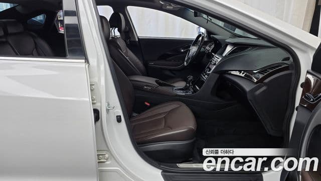 Hyundai Grandeur HG Modern, 2015 11