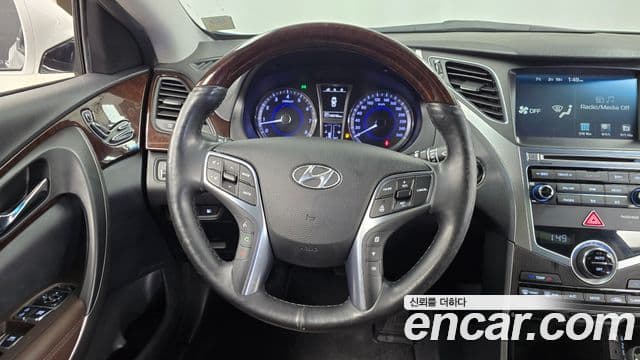 Hyundai Grandeur HG Modern, 2015 13