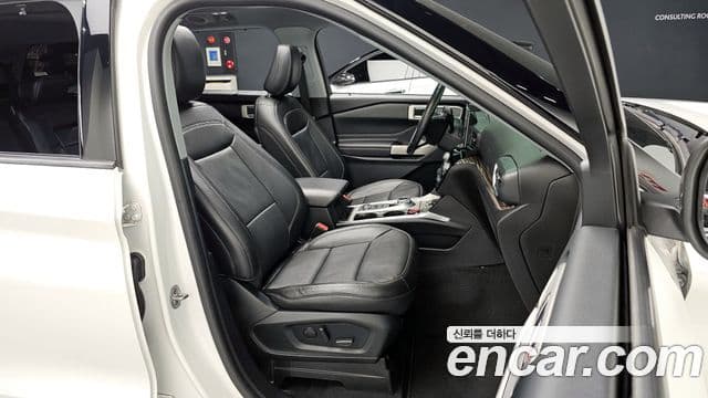 Ford Explorer 6세대 2.3 Limited 4WD, 2022 10