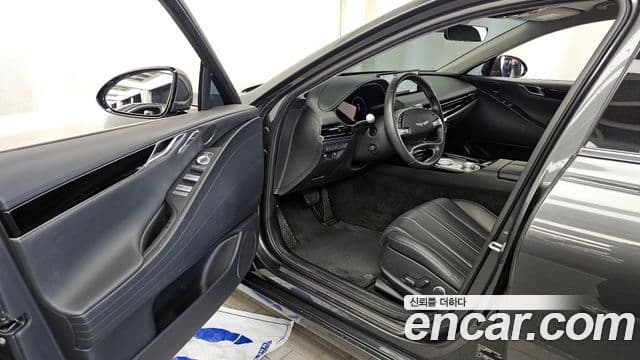 Genesis G80 (RG3) бензин 2.5 турбо 2WD, 2021 10