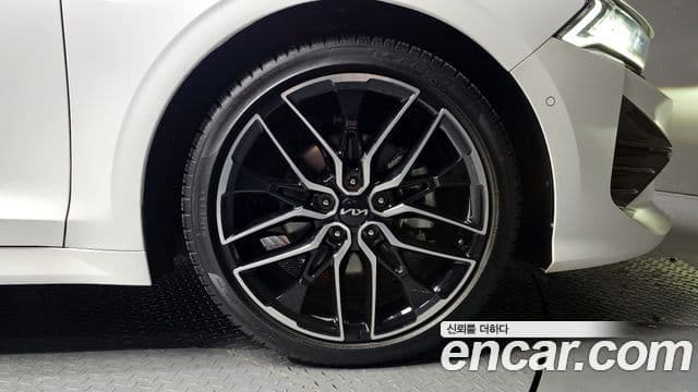 Kia K5 3세대 Signature, 2023 все фото