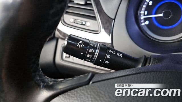 Hyundai Grandeur HG Modern, 2015 15