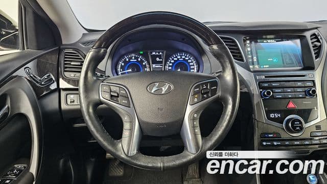 Hyundai Grandeur HG Modern, 2015 16