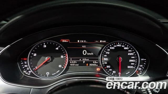 Audi New A6 C7, 2015 8