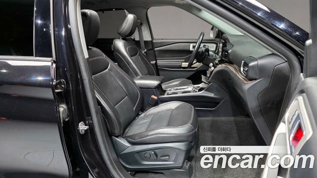 Ford Explorer 6세대, 2021 11