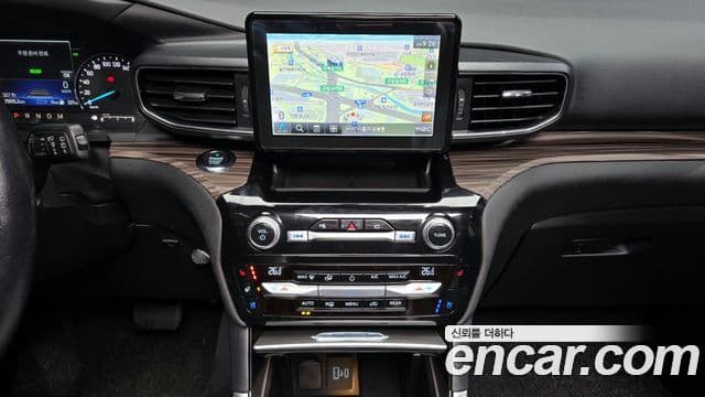 Ford Explorer 6세대, 2021 15