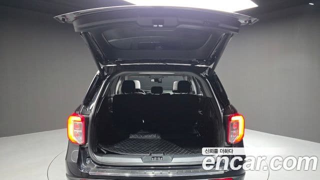 Ford Explorer 6세대, 2021 20