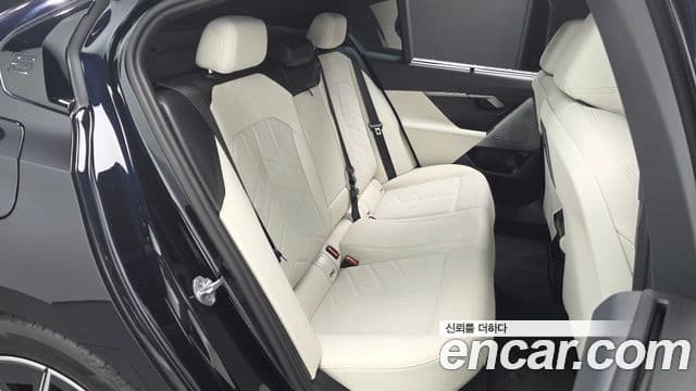 BMW i5 (G60) eDrive 40 M Sport, 2025 11