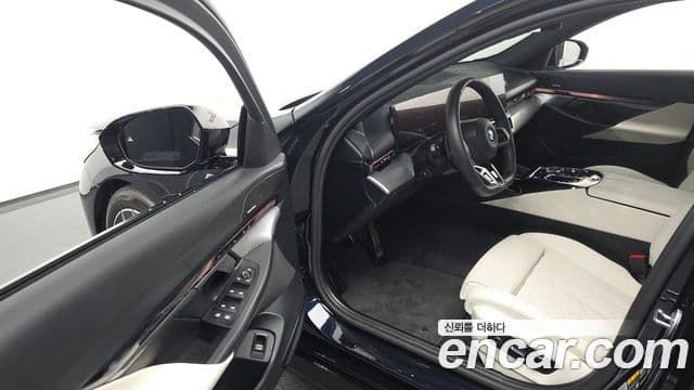 BMW i5 (G60) eDrive 40 M Sport, 2025 12