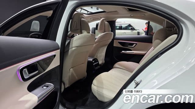 Mercedes-Benz E-класс W214 Avantgarde, 2025 12