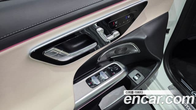 Mercedes-Benz E-класс W214 Avantgarde, 2025 17