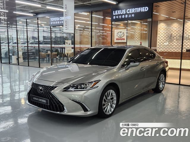 Lexus ES300h 7세대 Luxury Plus, 2023 1