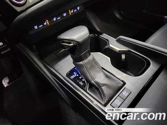 Lexus ES300h 7세대 Luxury Plus, 2023 9