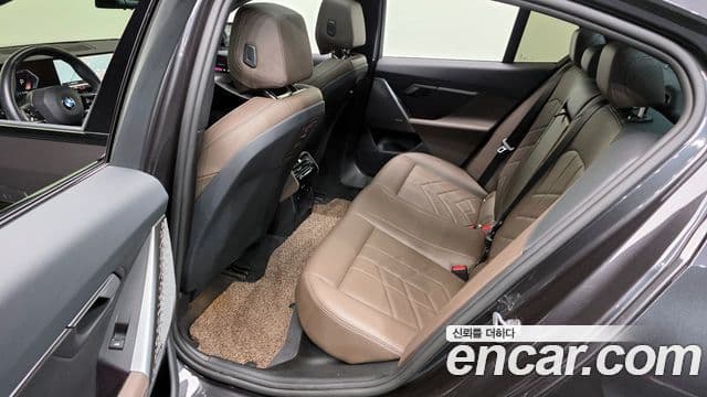 BMW 5시리즈 (G60) 520i M Sport, 2024 12