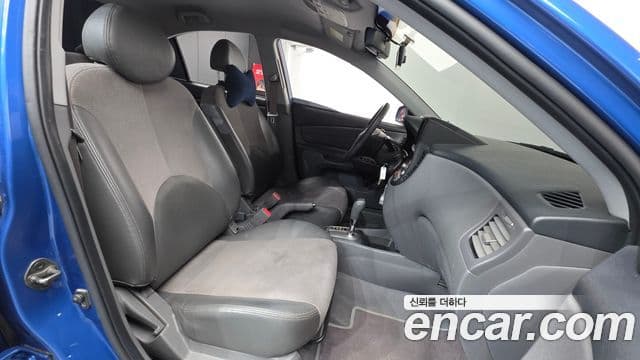 Kia Pride(новый кузов / новое поколение) 4DR 1.6 CVVT SLX, 2007 10