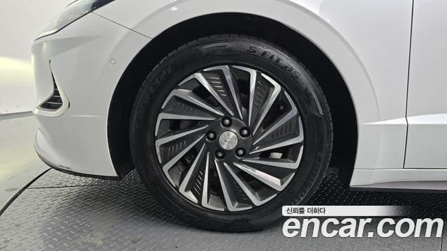 Hyundai Sonata гибрид (DN8) Premium Plus, 2022 16