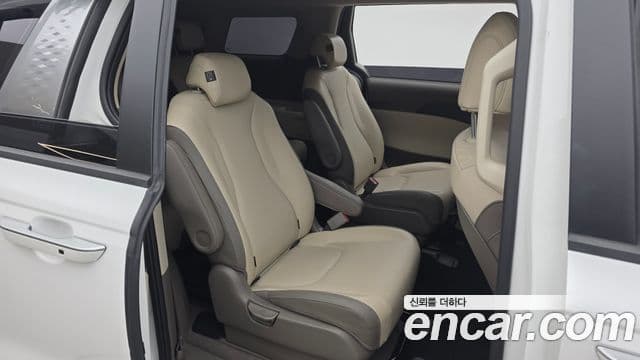 Kia Carnival 4세대 Prestige, 2022 12