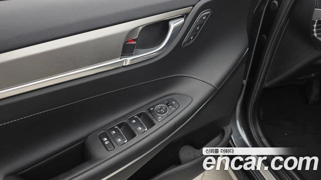 Hyundai The / новый New Grandeur IG Exclusive, 2022 17