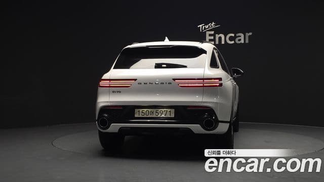 Genesis GV70, 2023 4