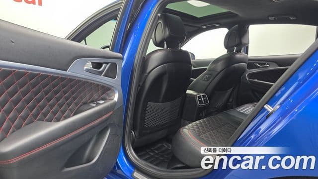 Genesis G70 Supreme, 2018 18