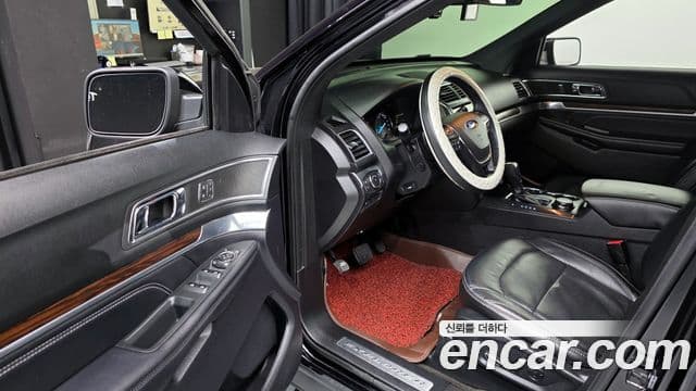 Ford Explorer 5세대, 2017 10