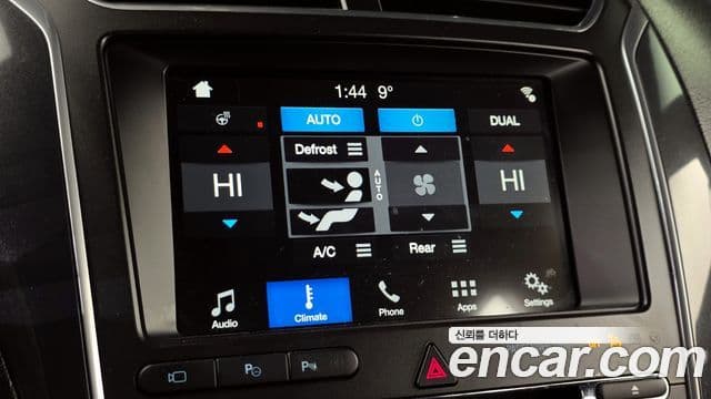 Ford Explorer 5세대, 2017 16