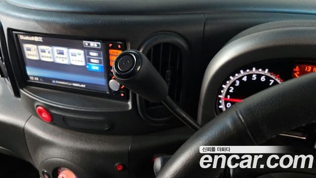 Nissan 큐브 Z12, 2010 9