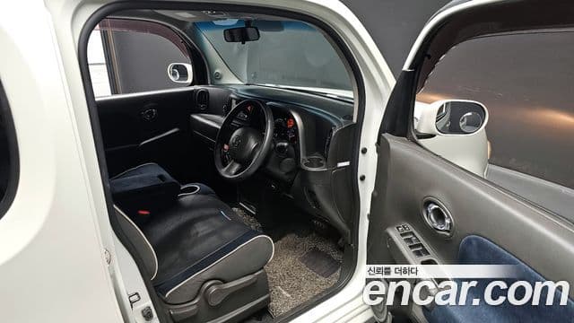 Nissan 큐브 Z12, 2010 12
