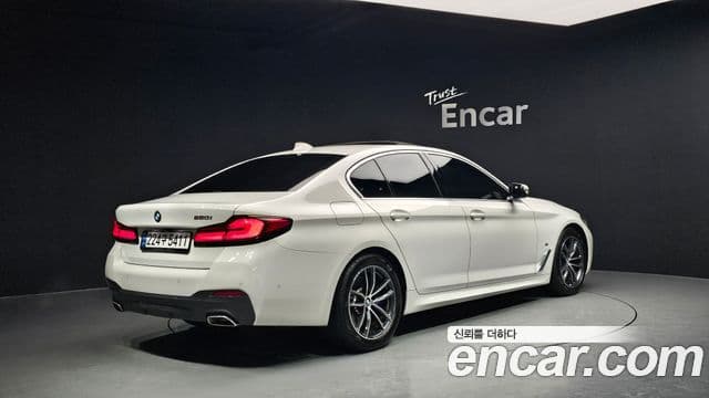 BMW 5시리즈 (G30) 520i M Sport, 2023 2