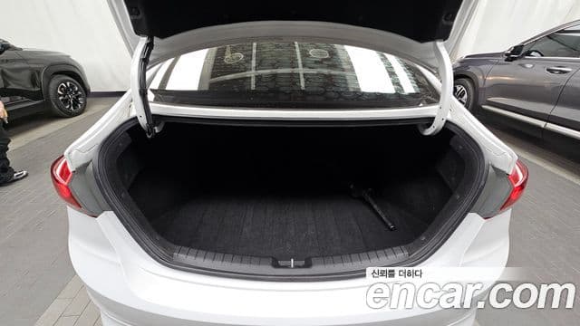 Hyundai Avante AD Modern, 2017 20