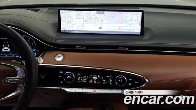 Genesis GV70, 2021 4