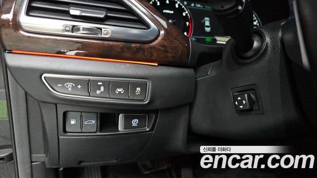 Genesis EQ900 Premium Luxury, 2017 15