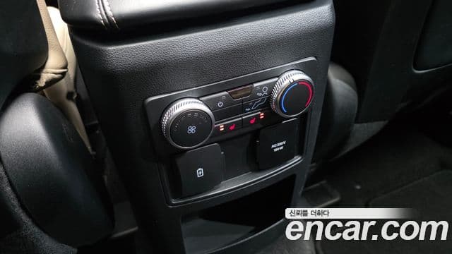 Ford Explorer 6세대 2.3 Limited 4WD, 2020 19